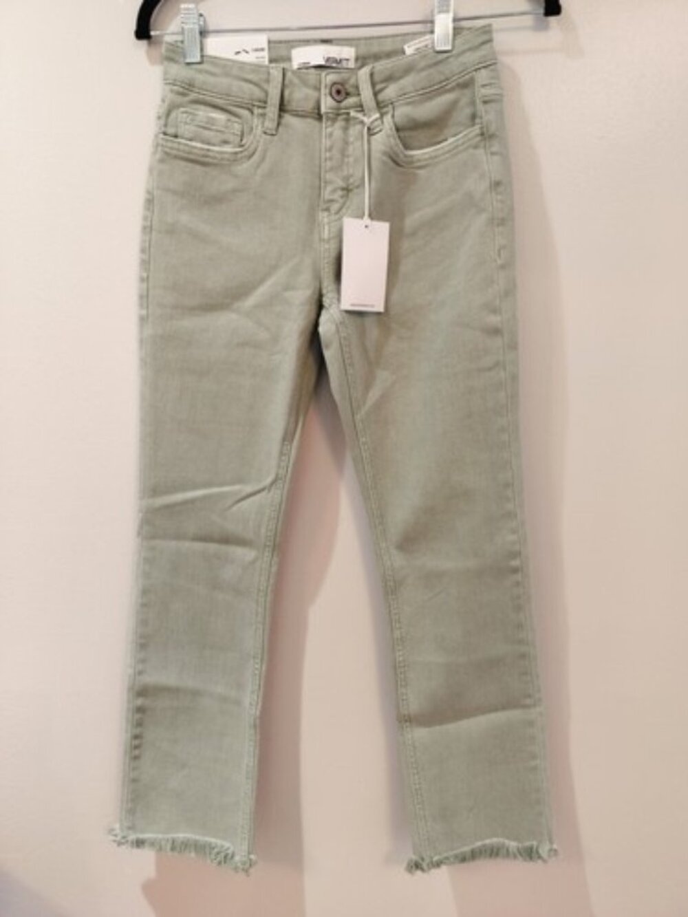Vervet Carlene Mid Rise Slim Straight Jeans Women's Size 25 Sage Green Raw Hem